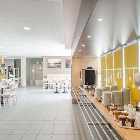 Porte Des Lilas فندق باريس