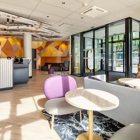 Porte Des Lilas باريس