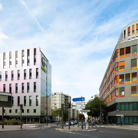 Porte Des Lilas Hotel Paris