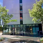 Otel Porte Des Lilas Paris