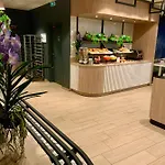 Porte Des Lilas 2* Paris