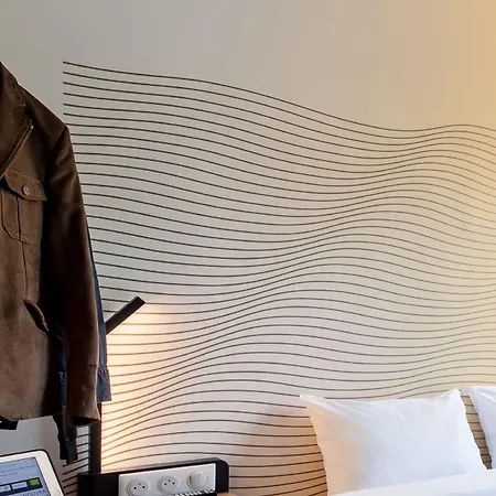 Porte Des Lilas Hotell