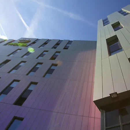 Porte Des Lilas Hotell 2*