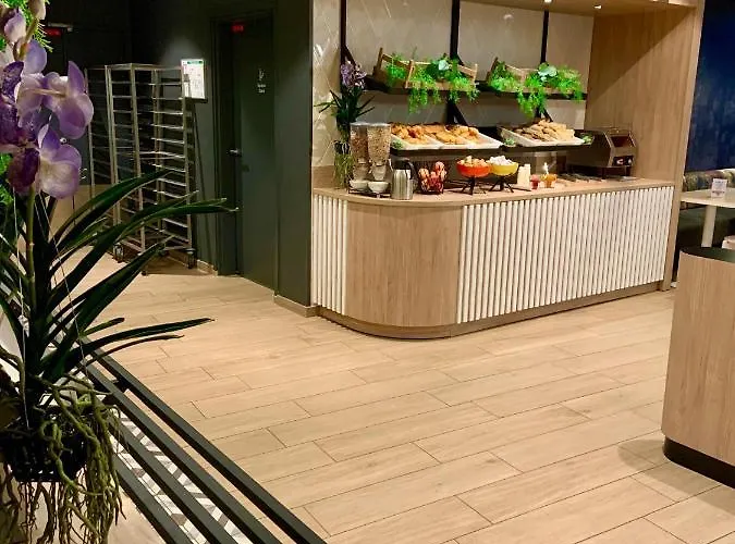 Porte Des Lilas 2* Párizs