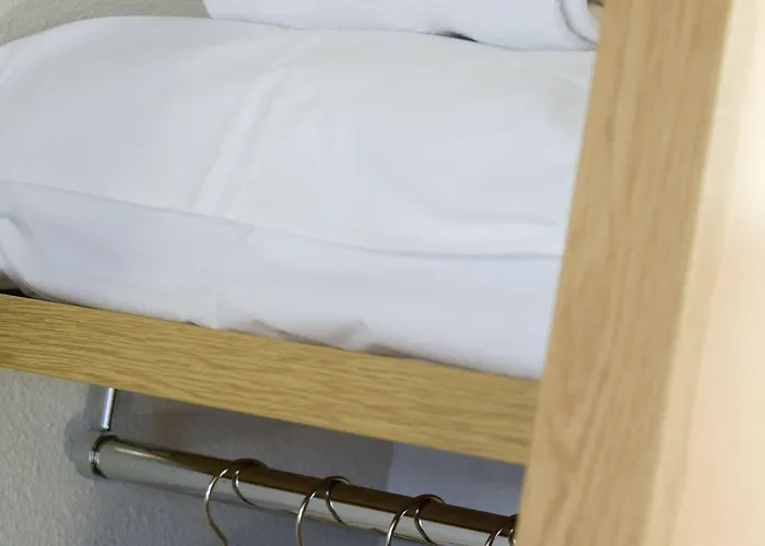 Porte Des Lilas Szálloda 2*