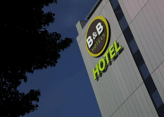 Porte Des Lilas Szálloda Párizs