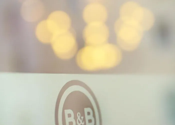 Szálloda Porte Des Lilas 2*